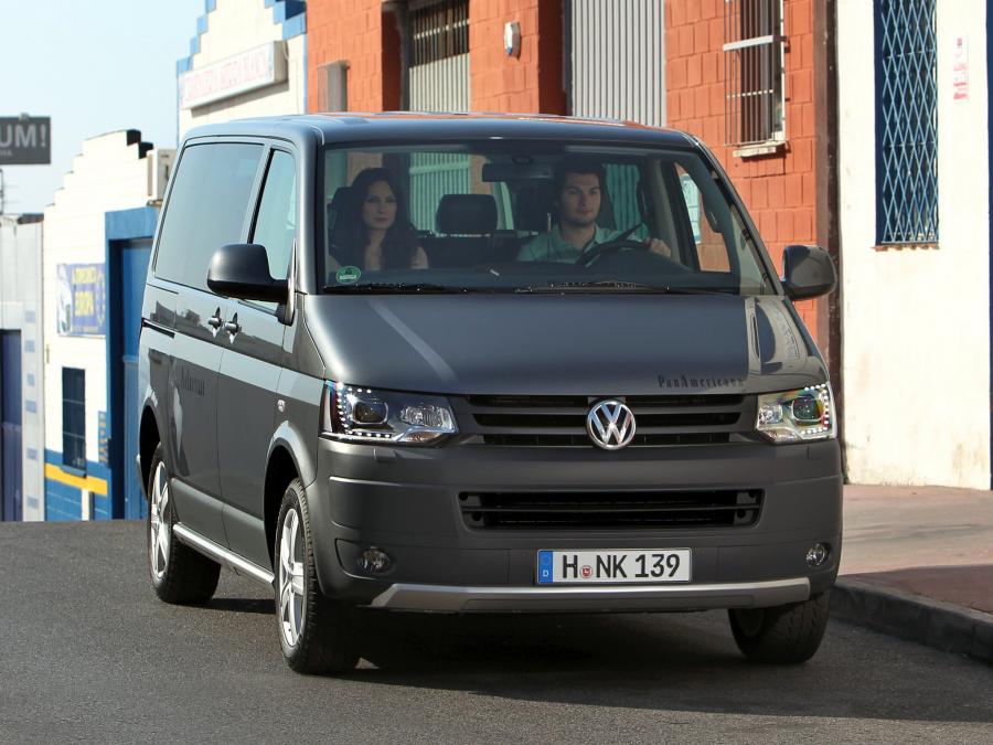  Volkswagen Multivan PanAmericana 2009 года  (фото 7 из 17)